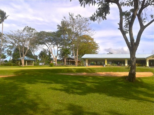 Apo Golf and Country Club
