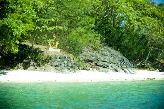 Olotayan Island